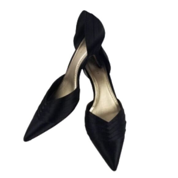 ANN Taylor Veronica Black Satin Pointed Toe Heels - Picture 8 of 8